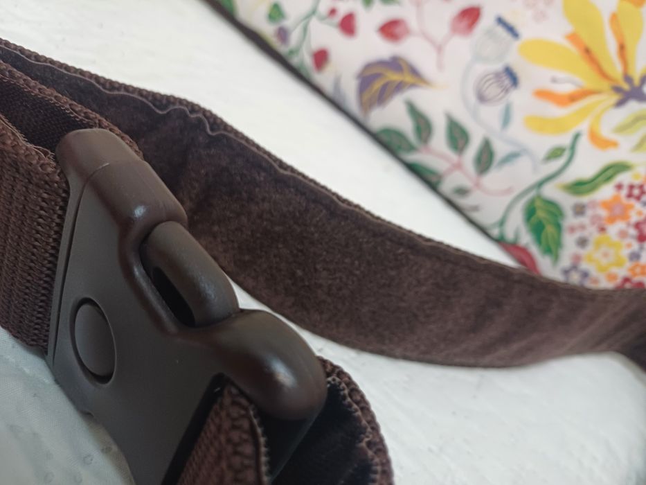 Curea armata potrivita pentru padurari,vanatori si drumetii.