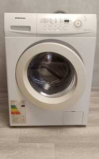 Продается стиральная машинка автомат Самсунг