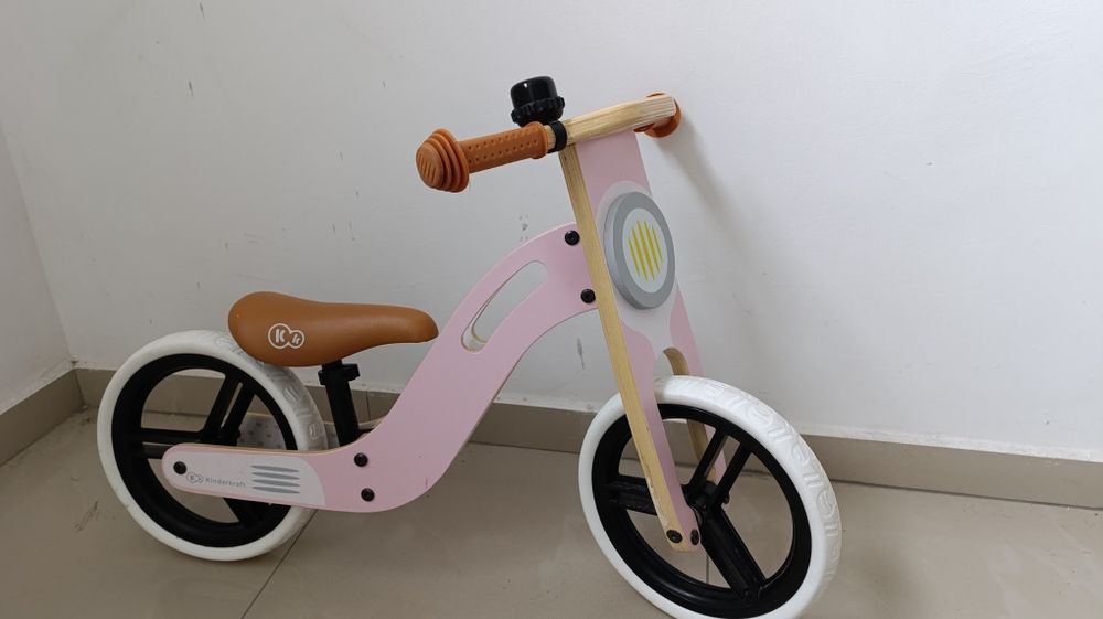 Kinderkraft баланс колело