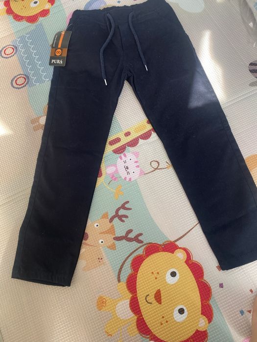 Брюки на мальчика новые