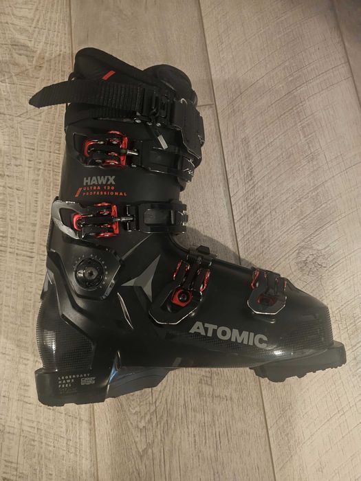 Vand Atomic Redster S9, an 2023, clapari Atomic Hawx ultra 130 pro