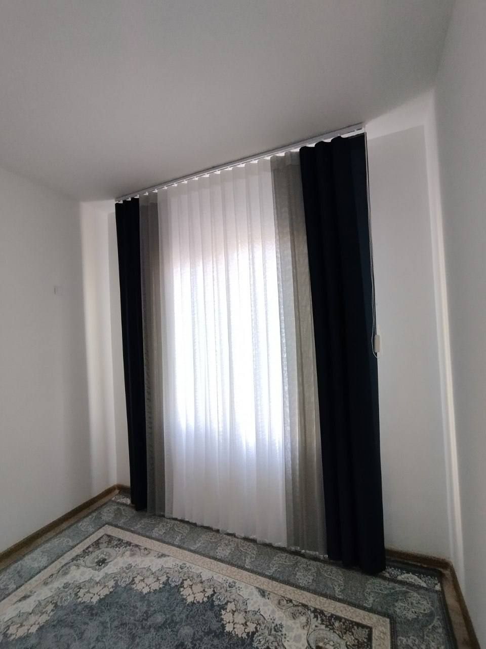 Dikey jalyuzi premium sifatTown Jalyuzi
Bizda quyidagi jalyuzi turlari