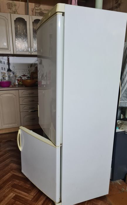 Продам холодильник Pozis