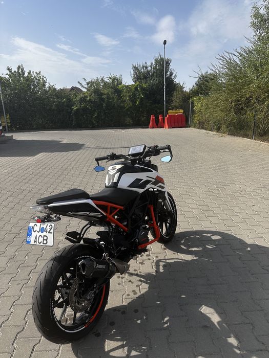 Vând KTM Duke 125 2018