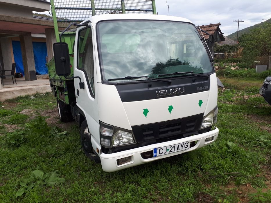 Vand ISUZU NKR basculabil