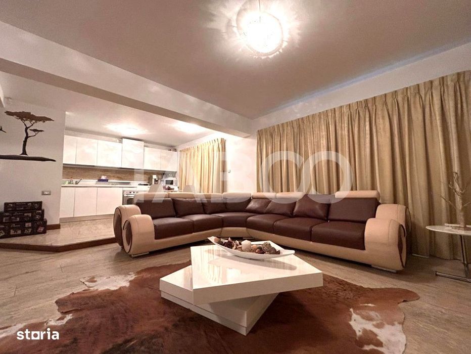 Casa de vanzare cu 5 camere 2 balcoane garaj incalzit 2 bai in Sibiu