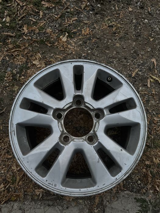 Продам диск R17, разболтовка 5-100, на запаску
