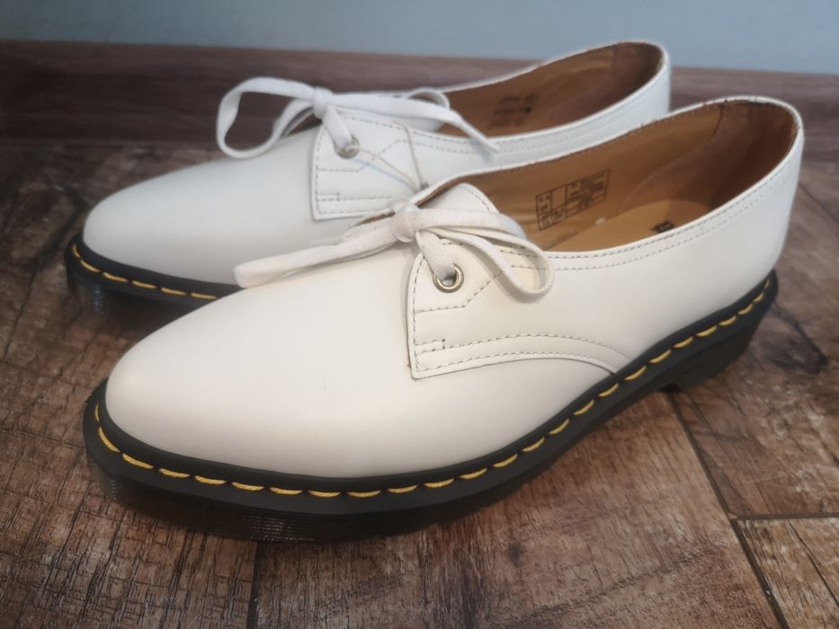 Dr Martens, нови обувки естествена кожа, номер 40