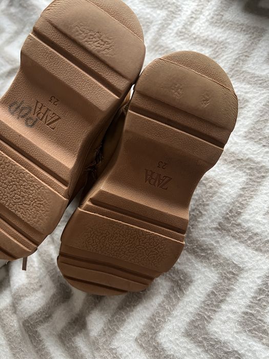 Vand bocanci ZARA , nr 23, 14,5 cm interior - 30 lei