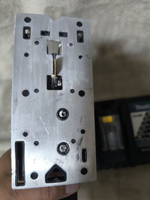 Fierăstrău Makita DSD 180(2023) pentru rigips