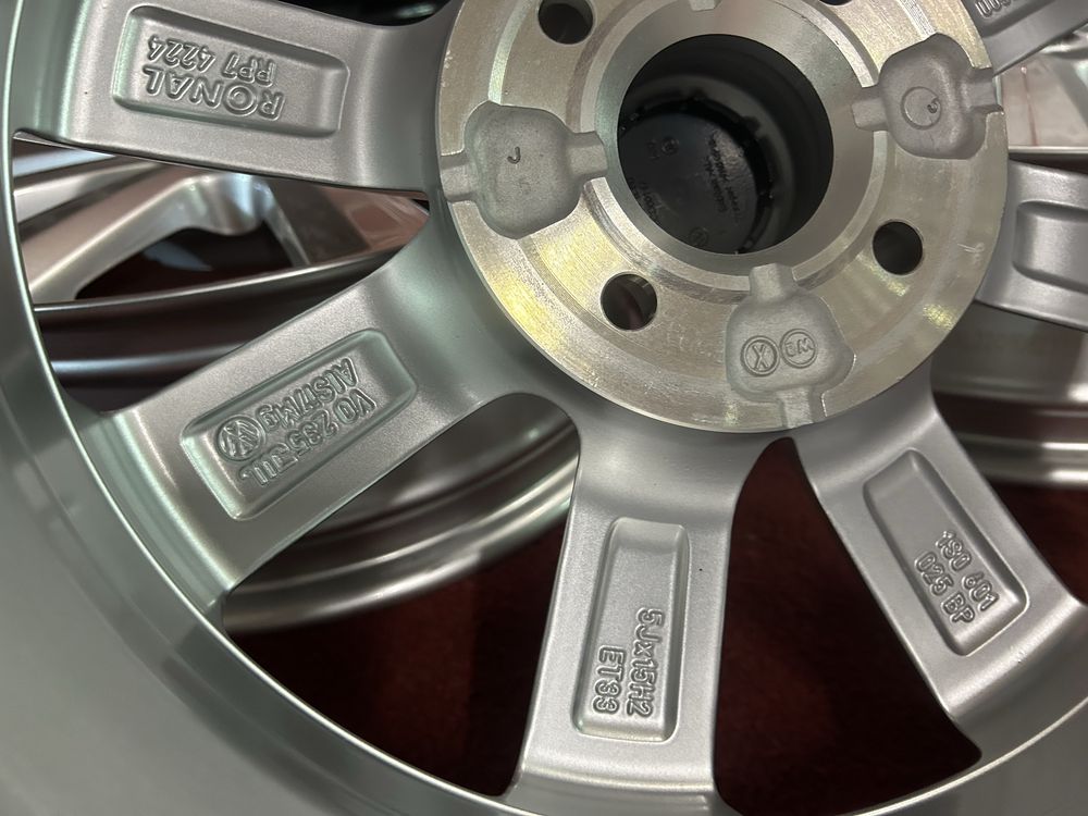 Джанти 4x100  15 цола VW UP  Нови Оригинални