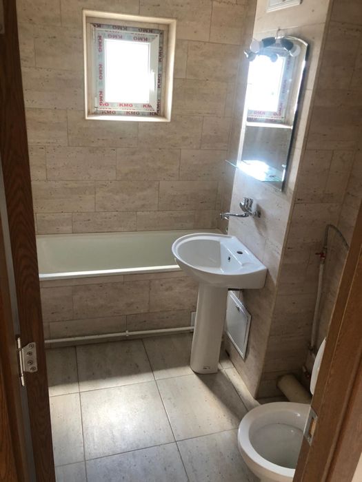 Direct proprietar vând apartament decomandat