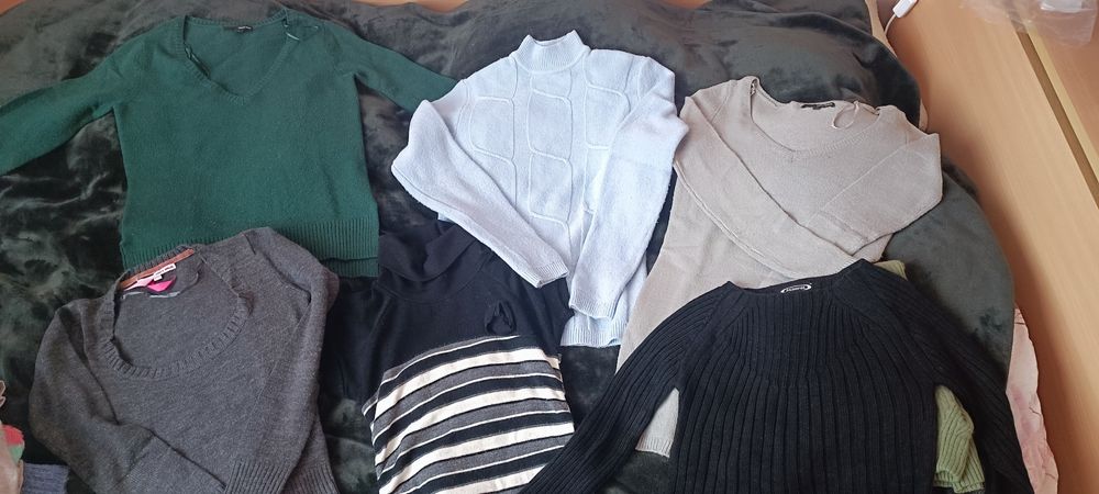 Зимни пуловери XS, S