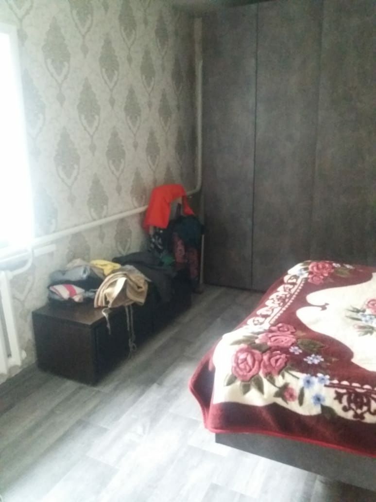 Продам дом с делимым участком