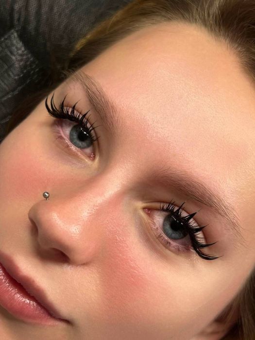 Наращивание ресниц 200 тыс