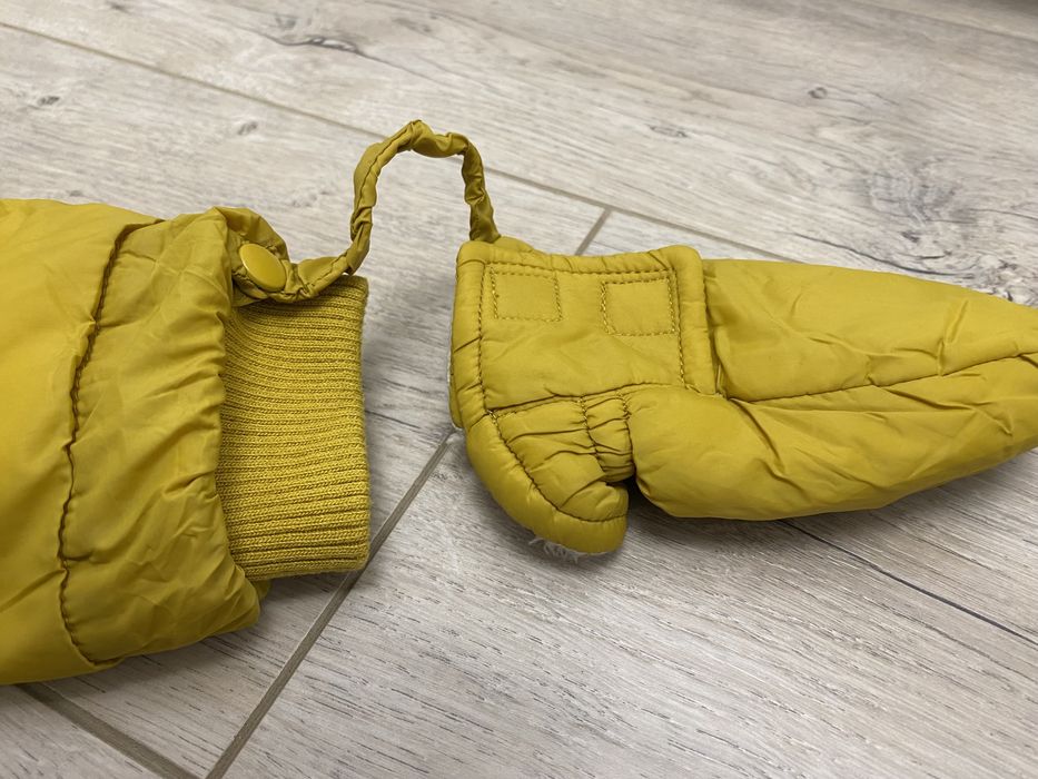 Geaca cu blana și manusi pentru copii (mărimea 80)