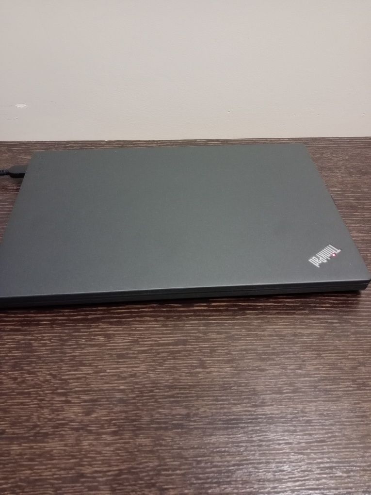 Thinkpad Lenovo x270 8ram i5-6200U