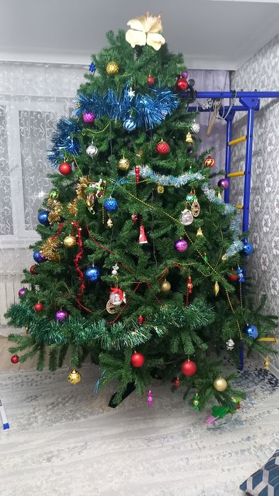 Ель искусственная