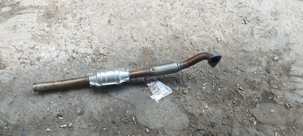 Продавам катализатор за Голф 4