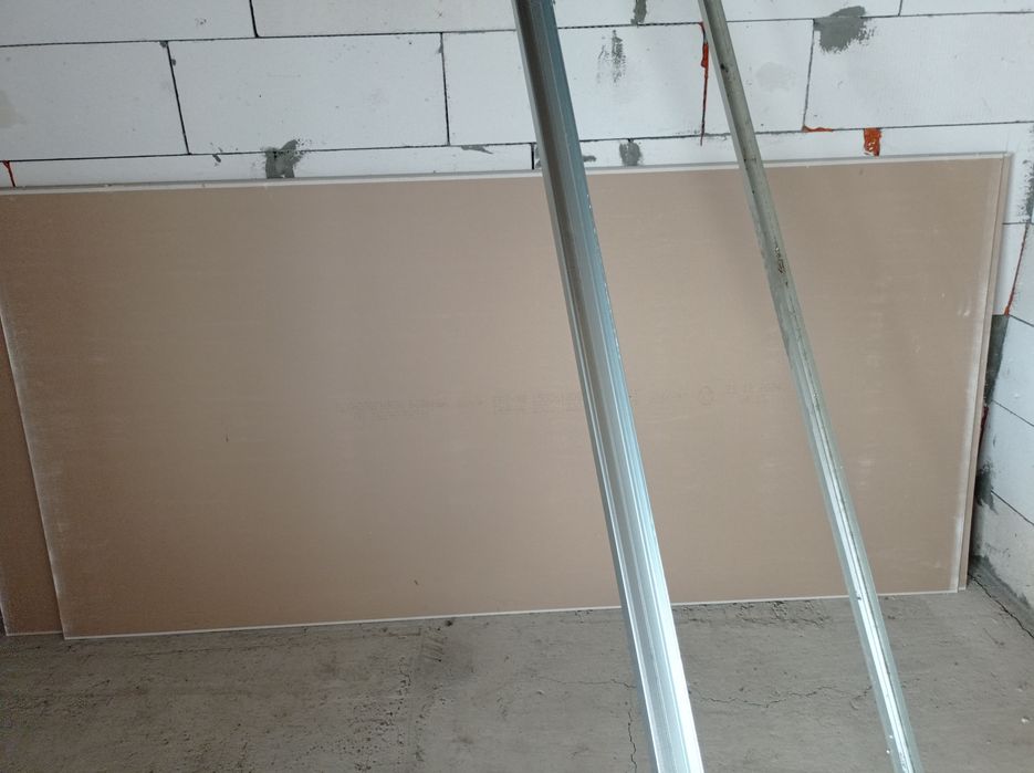 Продам гипсокартон, профиля и осп