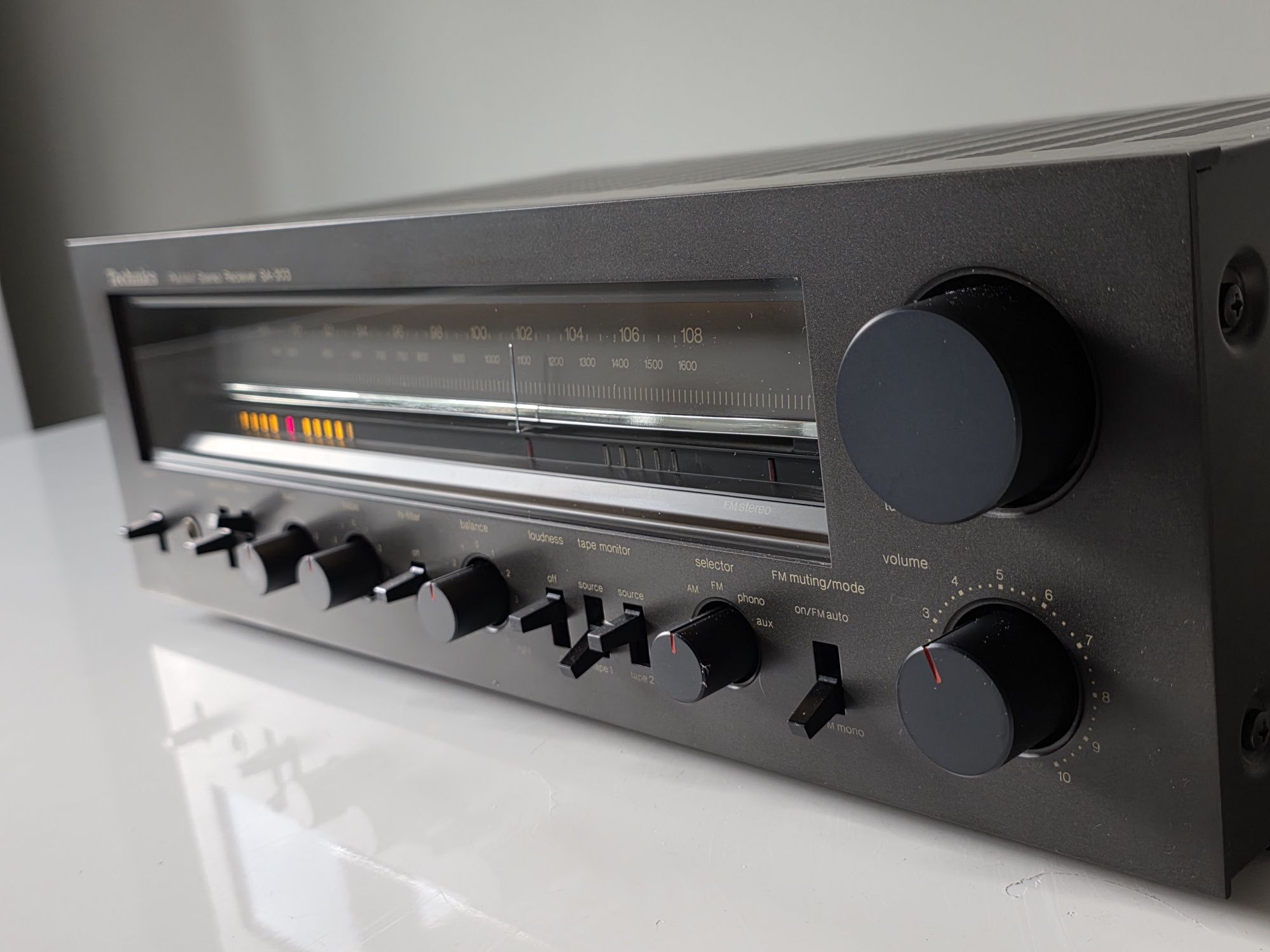 Technics SA-303 stereo receiver
