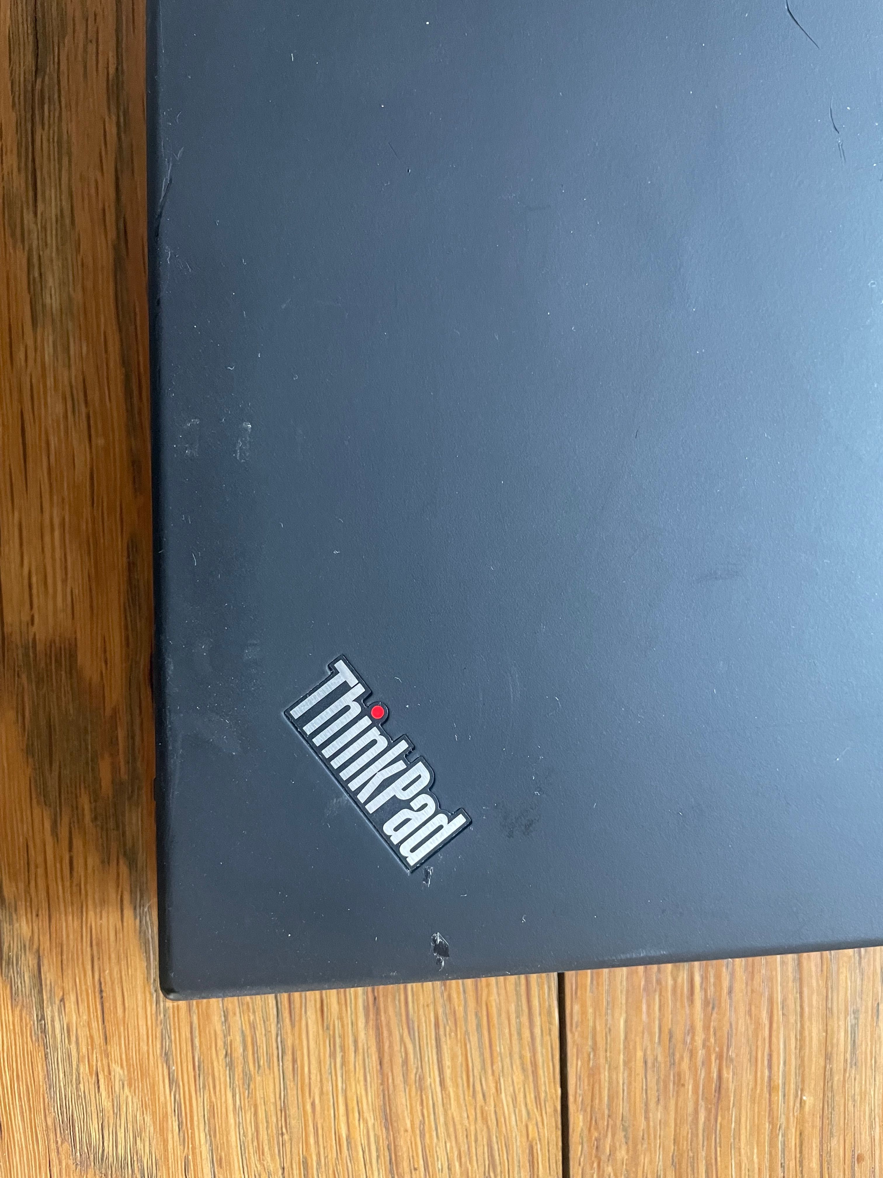 Lenovo ThinkPad  Т510 иT400 на части