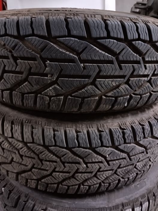 Anvelope de iarna 185/60/15