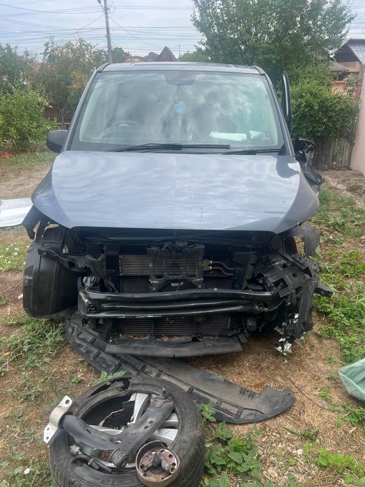 Mercedes Vito 119 8 locuri Avariat