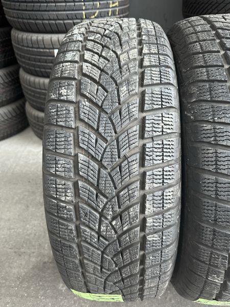 235/65/17 GOODYEAR 4бр