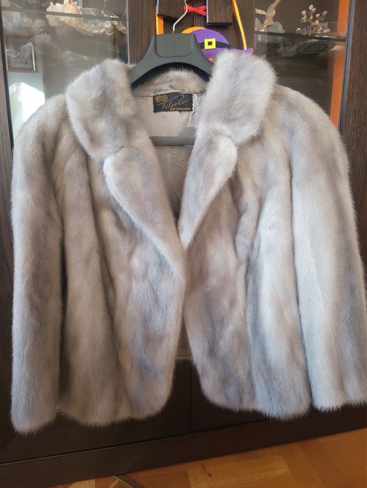 Луксозно късо яке / болеро от Норка – ЦЕЛИ КОЖИ, цвят Сапфир