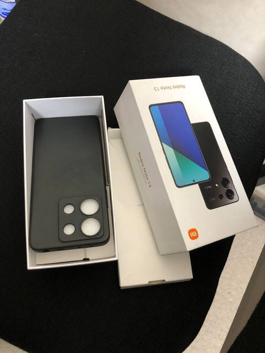 Redmi note 13 sotiladi xali yangidek turibdi