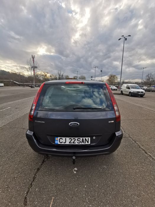 Vând Ford Fusion 1.6 TDCI 2006