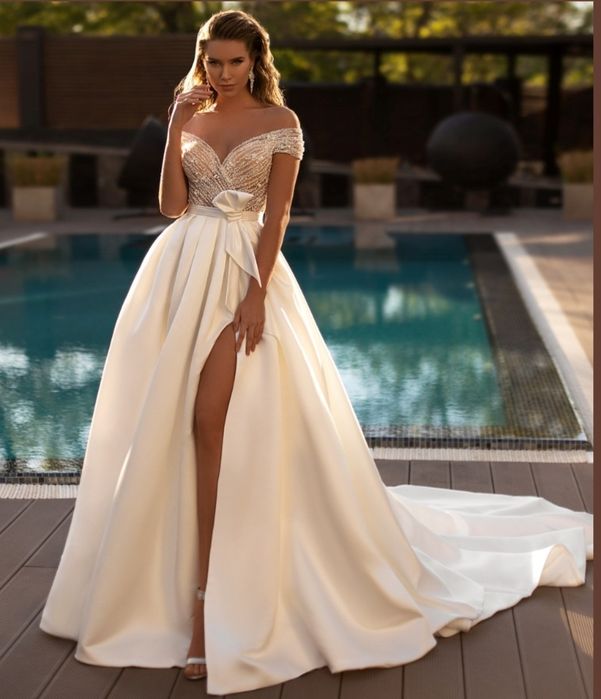 Vand Rochie de Mireasa marimea 36 S