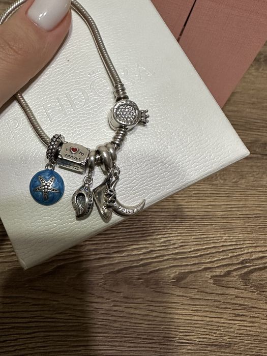 Продам Браслет Pandora серебро