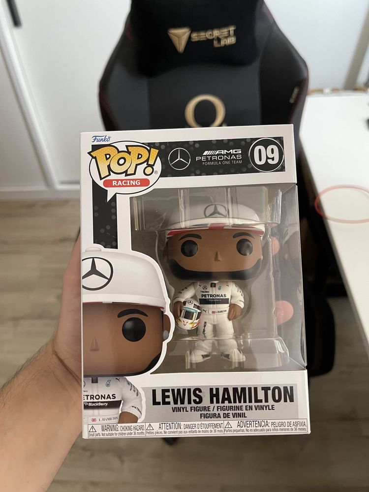 Funko Pop Lewis Hamilton