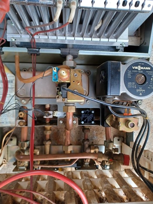 Centrala termica Viessmann Vitopend 100  WH06