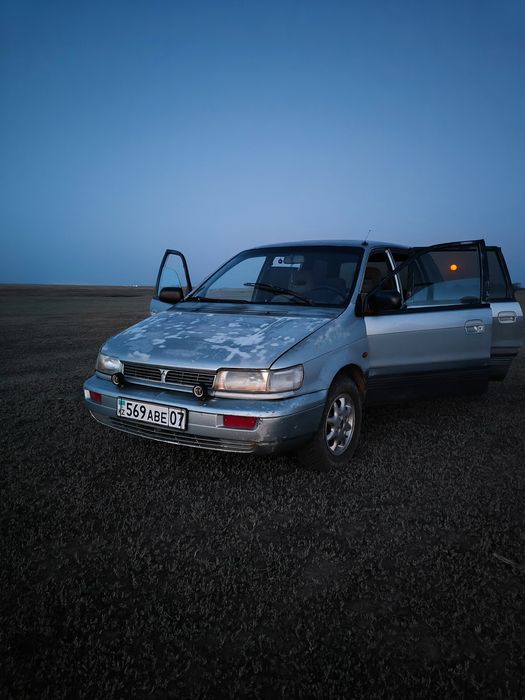 Mitsubishi space wagon 1.8
