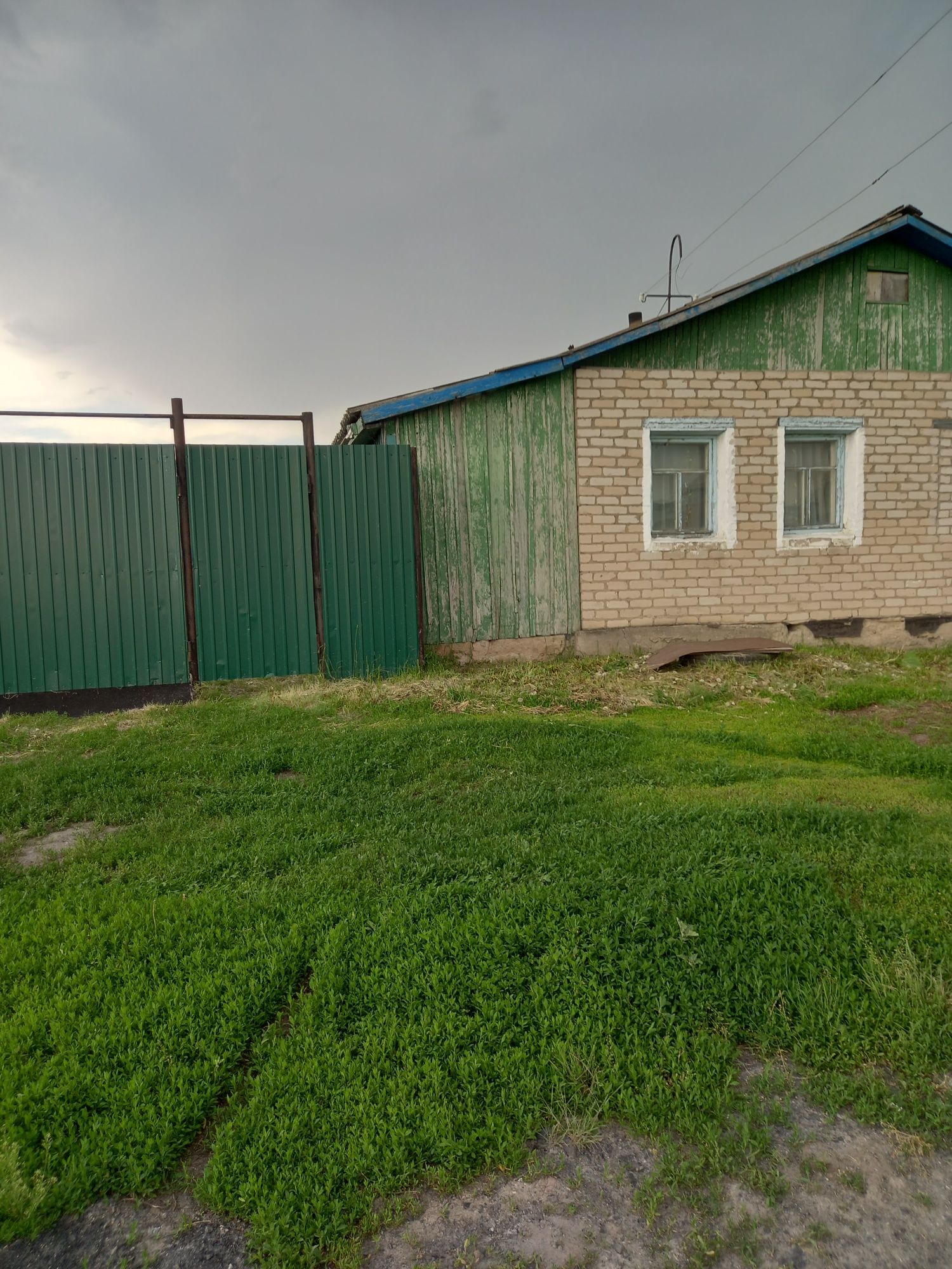 Продам два дома по цене одного