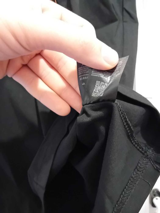 Чисто нова оригинална тениска Louis Vuitton