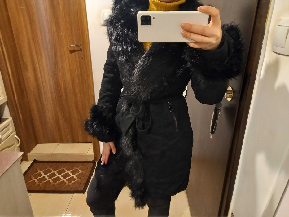 Ново велурено кожено черно есенно/зимно палто