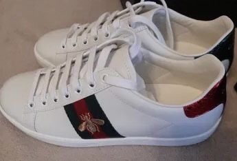 Adidasi Gucci de vanzare