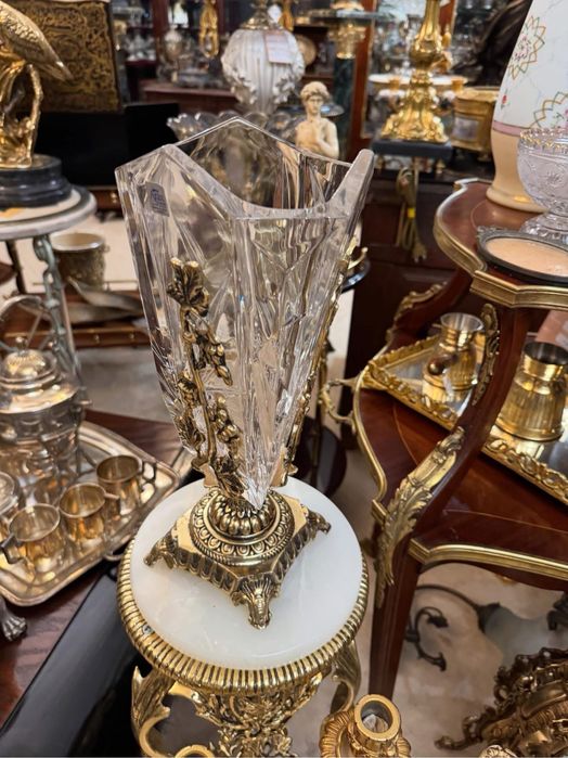 Suport din bronz masiv- vas cristal