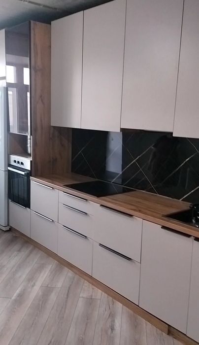 Меняю новый кухонный гарнитур на айфон 15 про