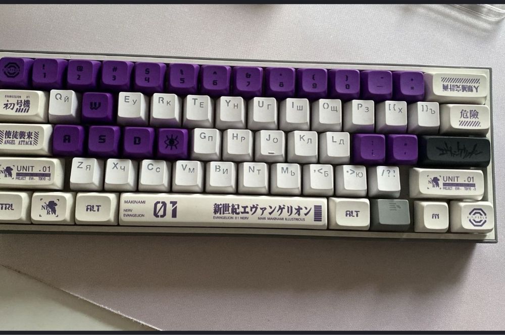 Продам клавиатуру