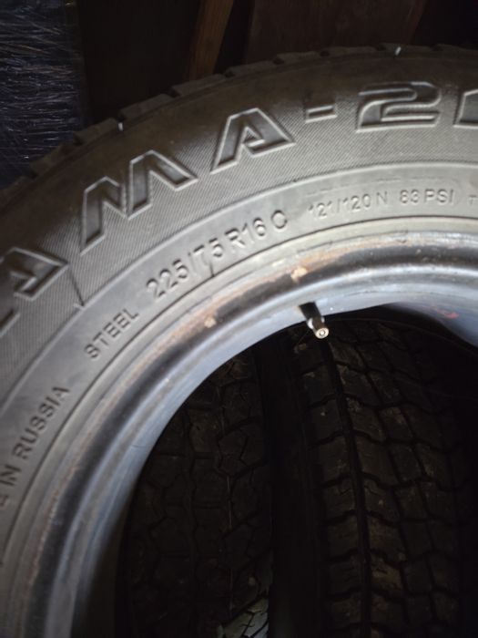 Продам шины на газель