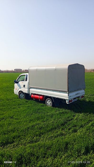 Kia bongo 2700 .