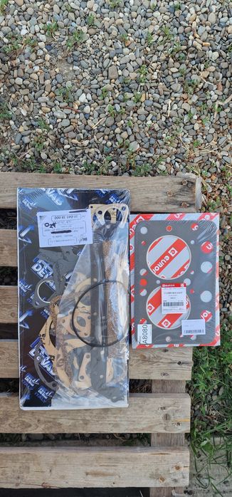 Set full garnituri motor tractor fiat 211 215 pret 555 lei se poate tr