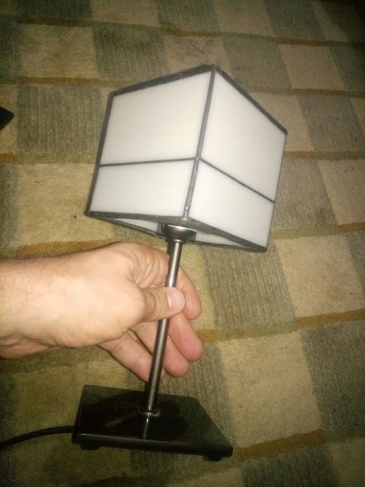 Lampi noptiere Vintage vechi ca noi