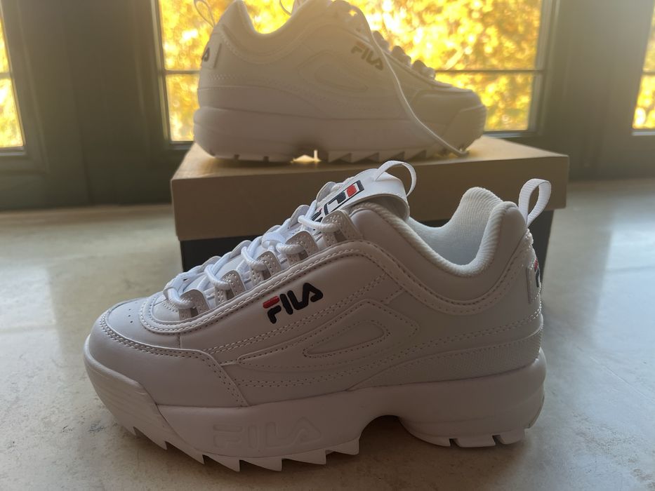 Нови FILA Disruptor 37 дамски маратонки/кецове