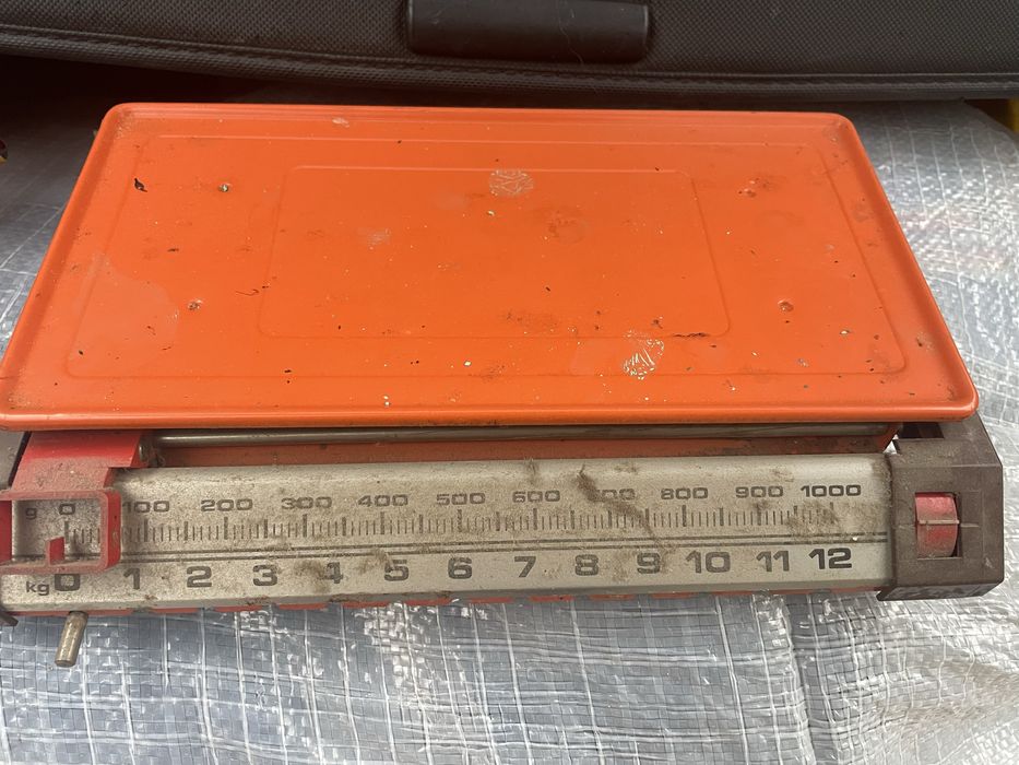 Стара везна , кантар за храна , кухненски